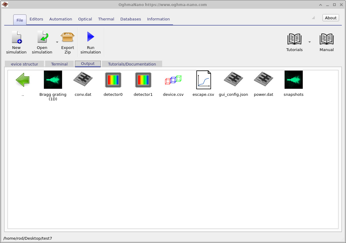 Output tab listing files produced by the Bragg mirror simulation including monitor outputs and snapshots directory.